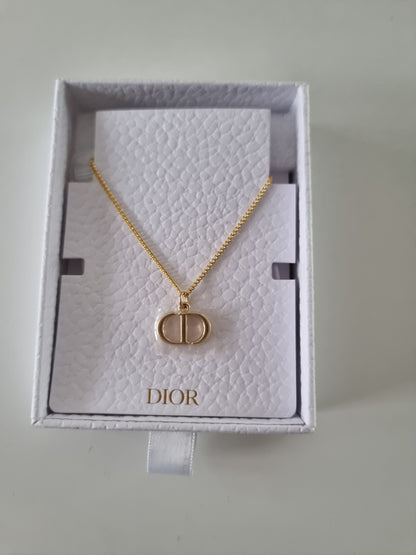 ‘The Kensington’ Gold CD Pendant Necklace